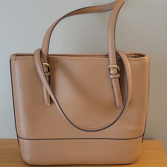 Purse - Picture 2 of 7